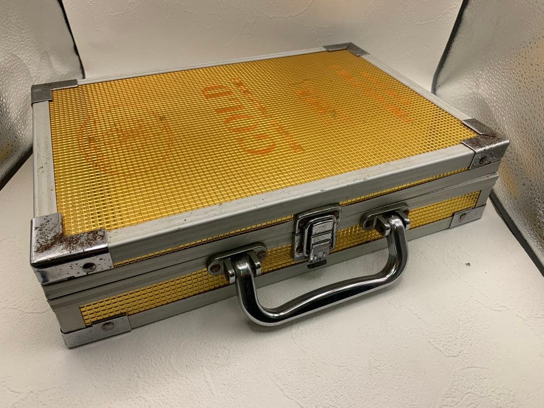 金色の麻雀牌セット 144枚