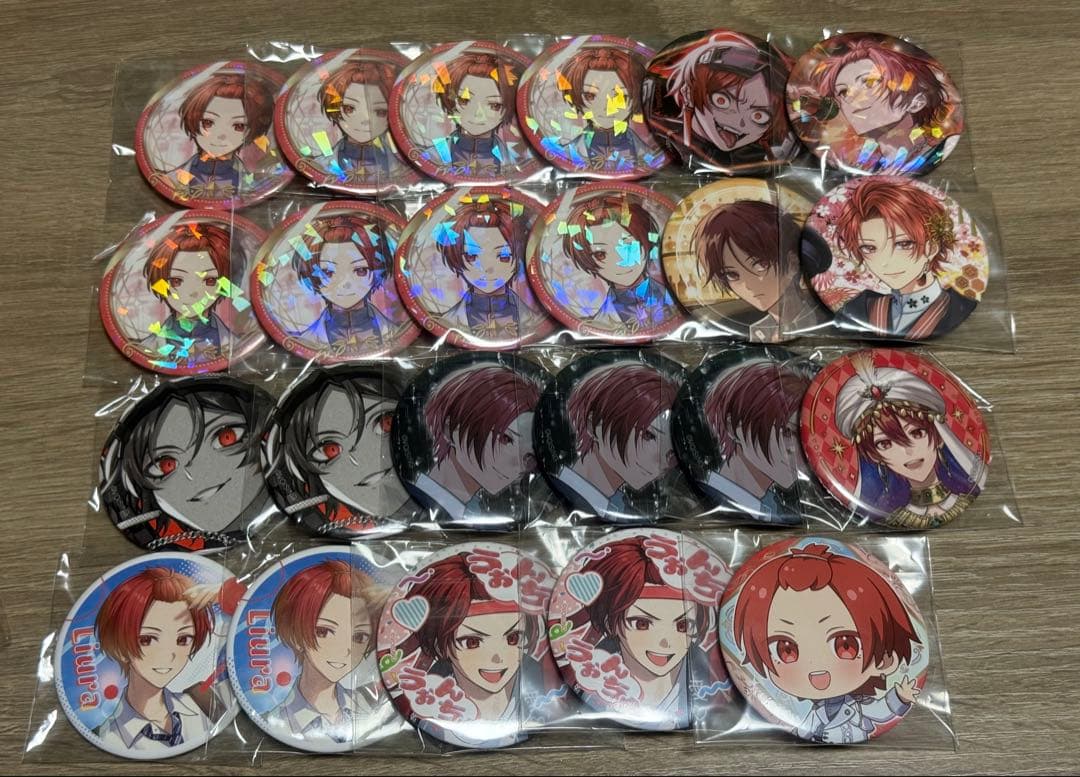 いれいす ランダム缶バッジ 第19弾 りうら サイン入り缶バッジ 人生謳歌