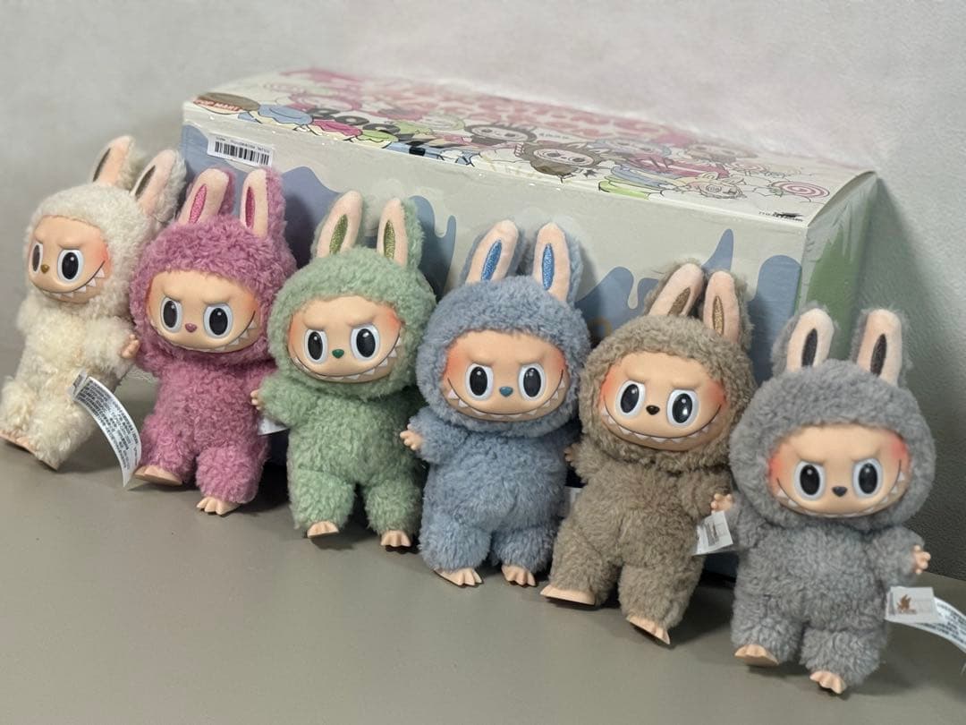 。*様 ◾️最安値　ラブブ　Exciting Macaron コンプリート6体セ