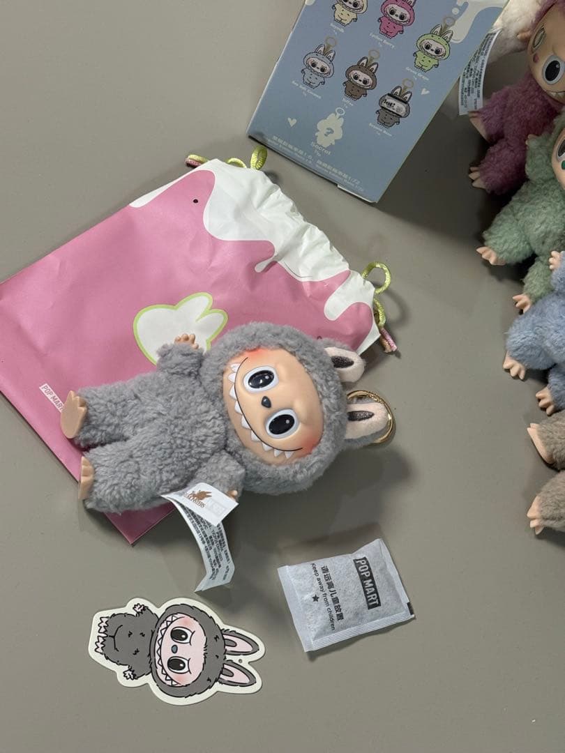 。*様 ◾️最安値　ラブブ　Exciting Macaron コンプリート6体セ