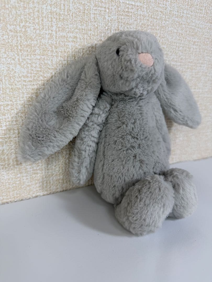 ぬいぐるみ Jelly cat medium silver bashful bunny