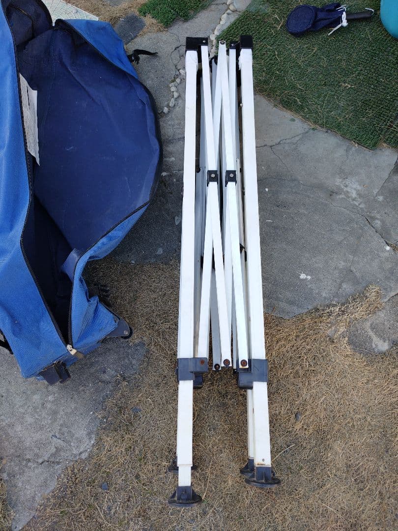 Southern Port 青色テント型タープ