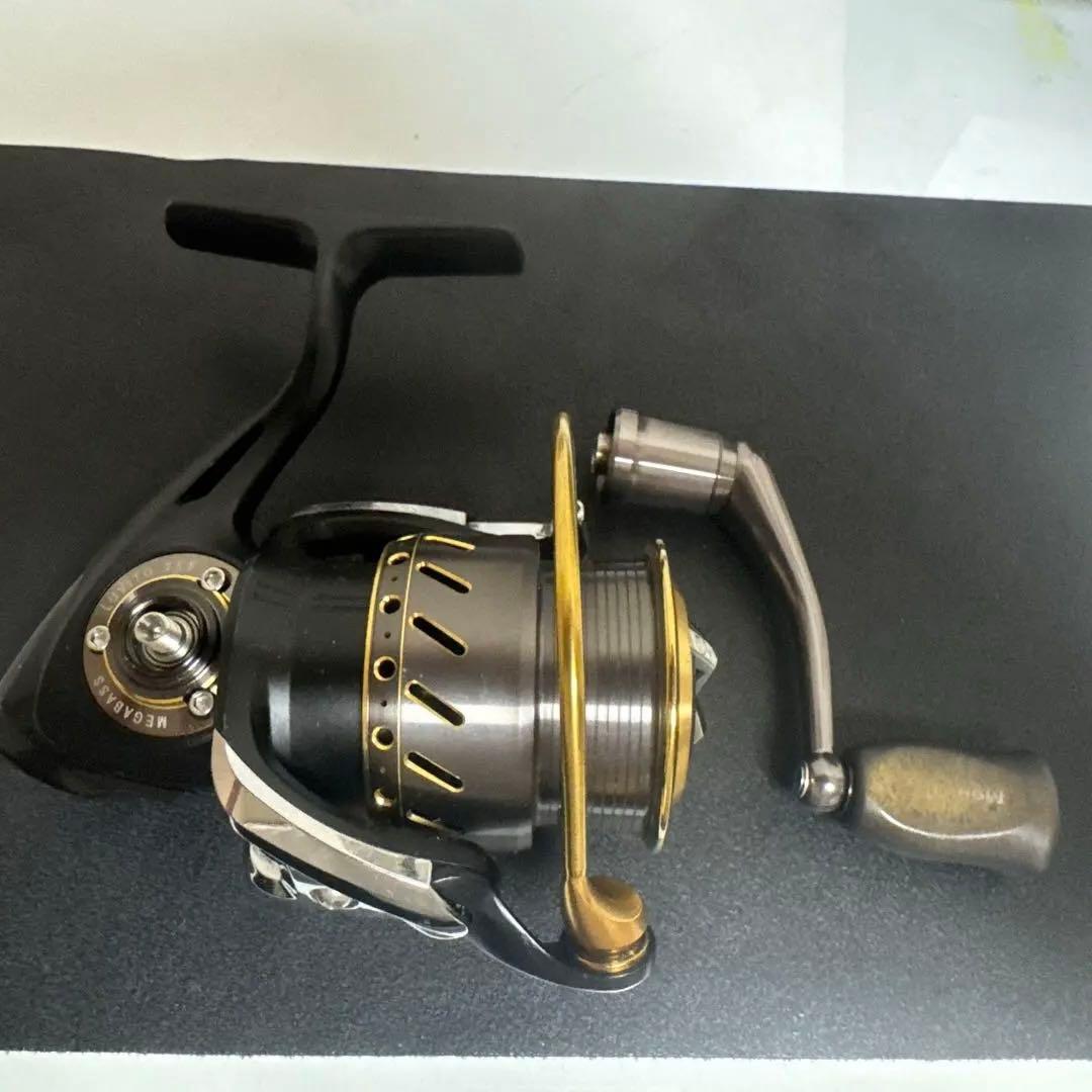 メガバスLUVITO256