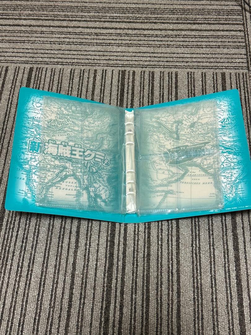 ワンピース　海賊王グミ　プラスチックカード&ファイルセット