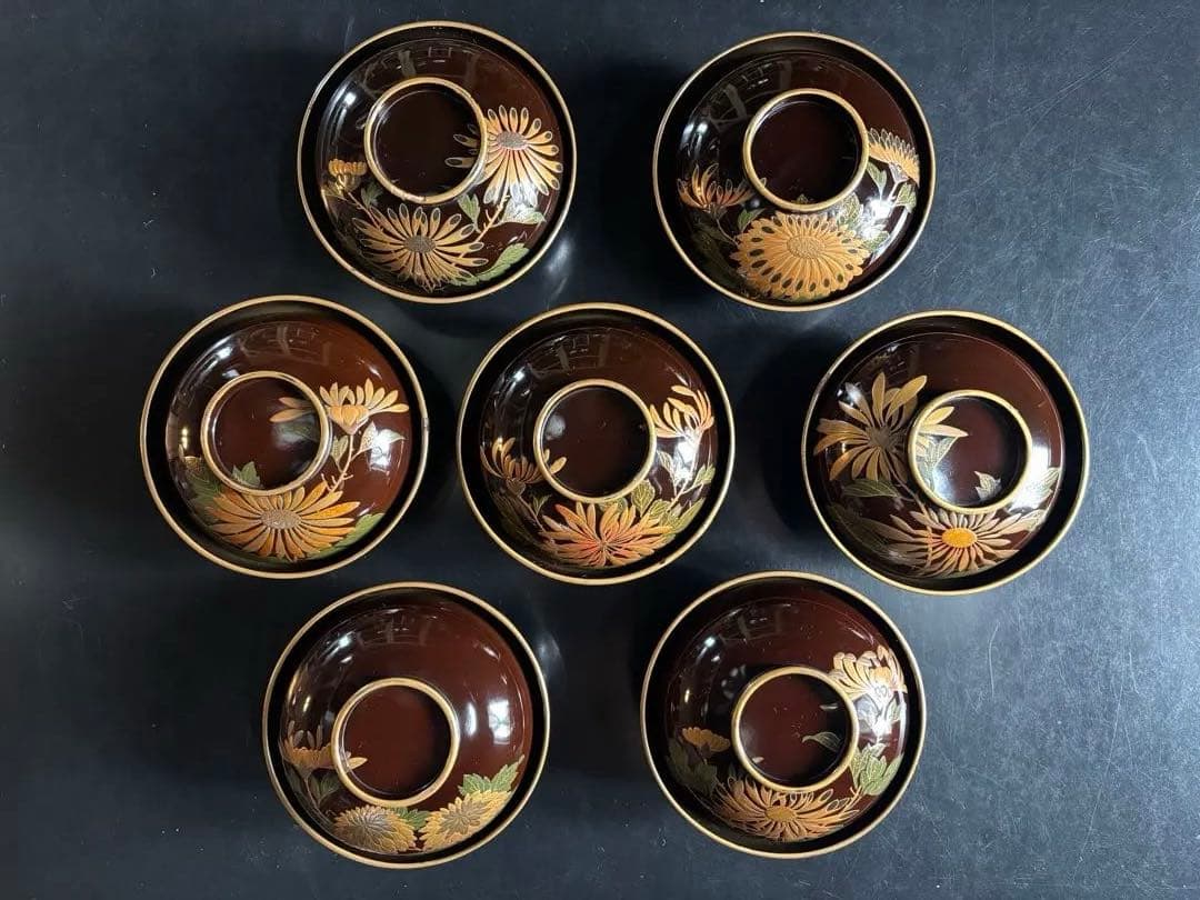 アンティーク品　漆器椀　時代物　 京塗り7客セット 金色の菊花7種類の模様