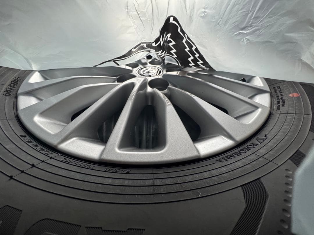 現行 アルファード 40　純正　タイヤ＋ホイール　17インチ　新車外し