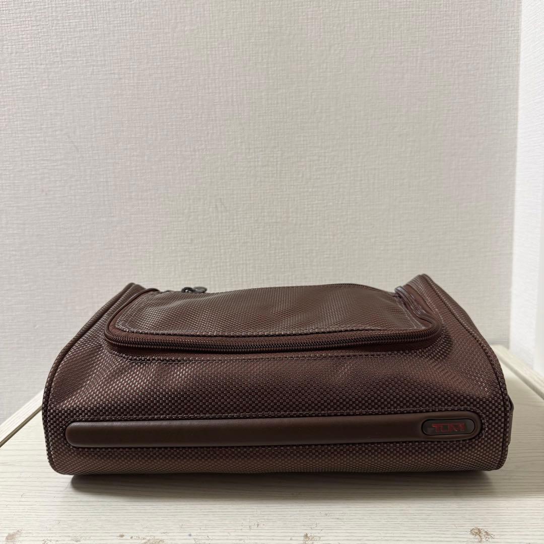 【新品同様】TUMI トゥミ トラベルキット ポーチ 22190 ブラウン