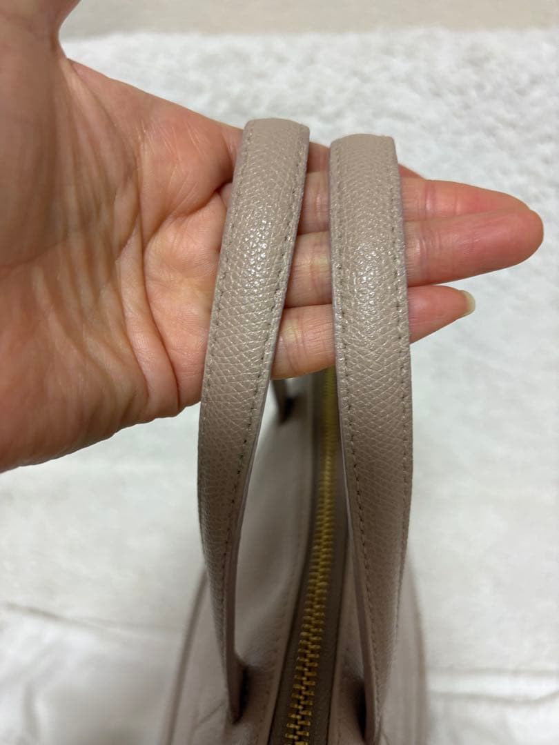 【美品】フルラ　新型パイパー　ハンドバッグ　ショルダーバッグ　ベージュピンク