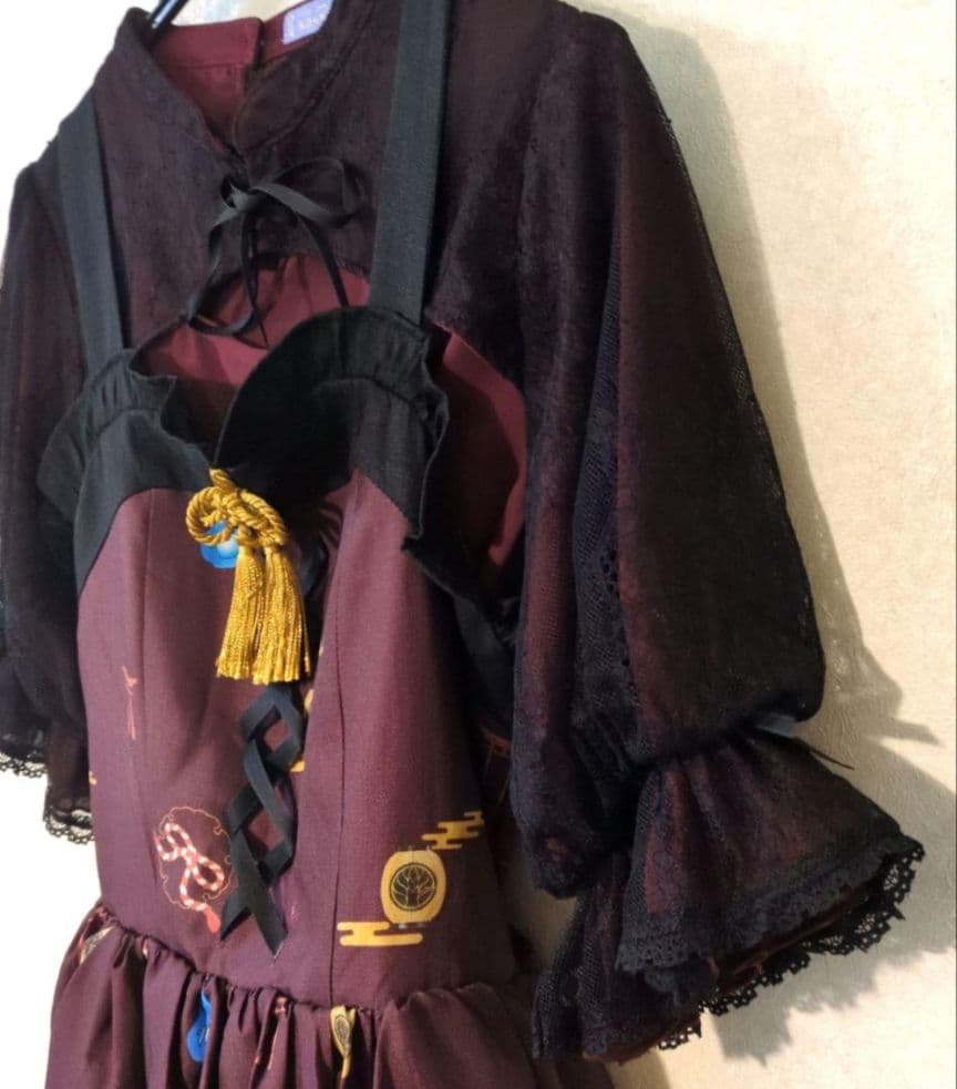 axes femme kawaii　彼岸の白狐会柄ジャンパースカートセット