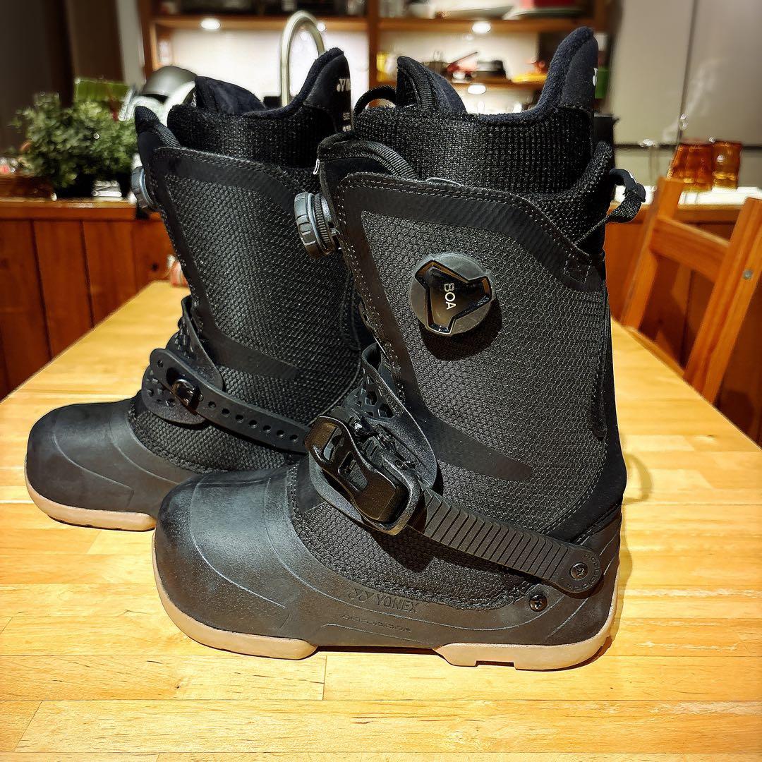 希少新品未使用セット　YONEX Lazymakerブーツ XTSビィンディング