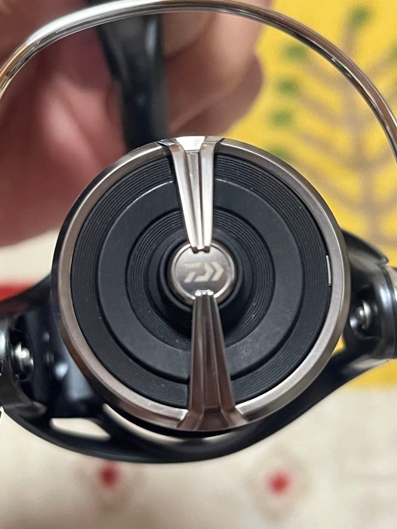 ダイワ　23 エアリティ　PC LT 2500-H 本体　ボディ DAIWA