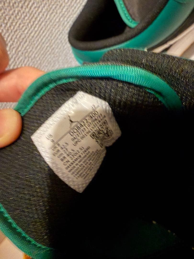 美品　エア ジョーダン 1 ロー SE AIR JORDAN 1 箱なし