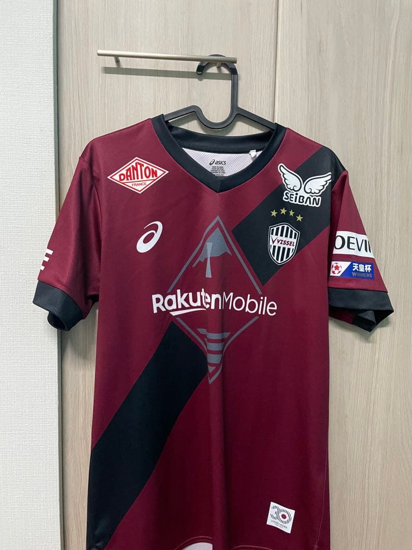 ヴィッセル神戸　 M. THULER 3 ユニフォーム マテウストゥーレル選手