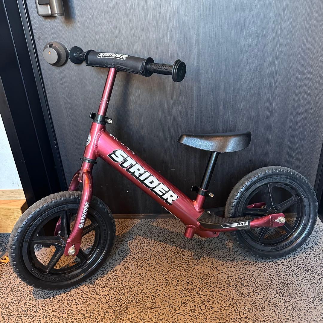 ストライダープロ　メタリックマルーン　12インチ