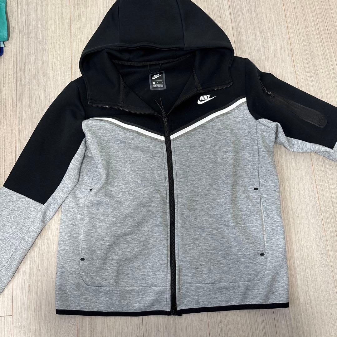 Nike テックフリース上下セット グレー/ブラック