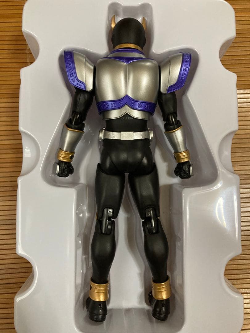 S.H.Figuarts 真骨彫 クウガ タイタン & ライジングタイタン