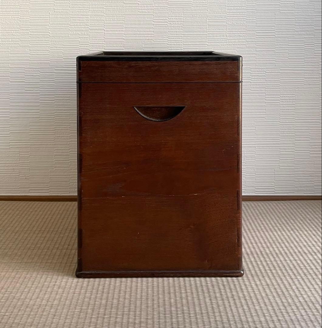 アンティーク　モダンな箱火鉢