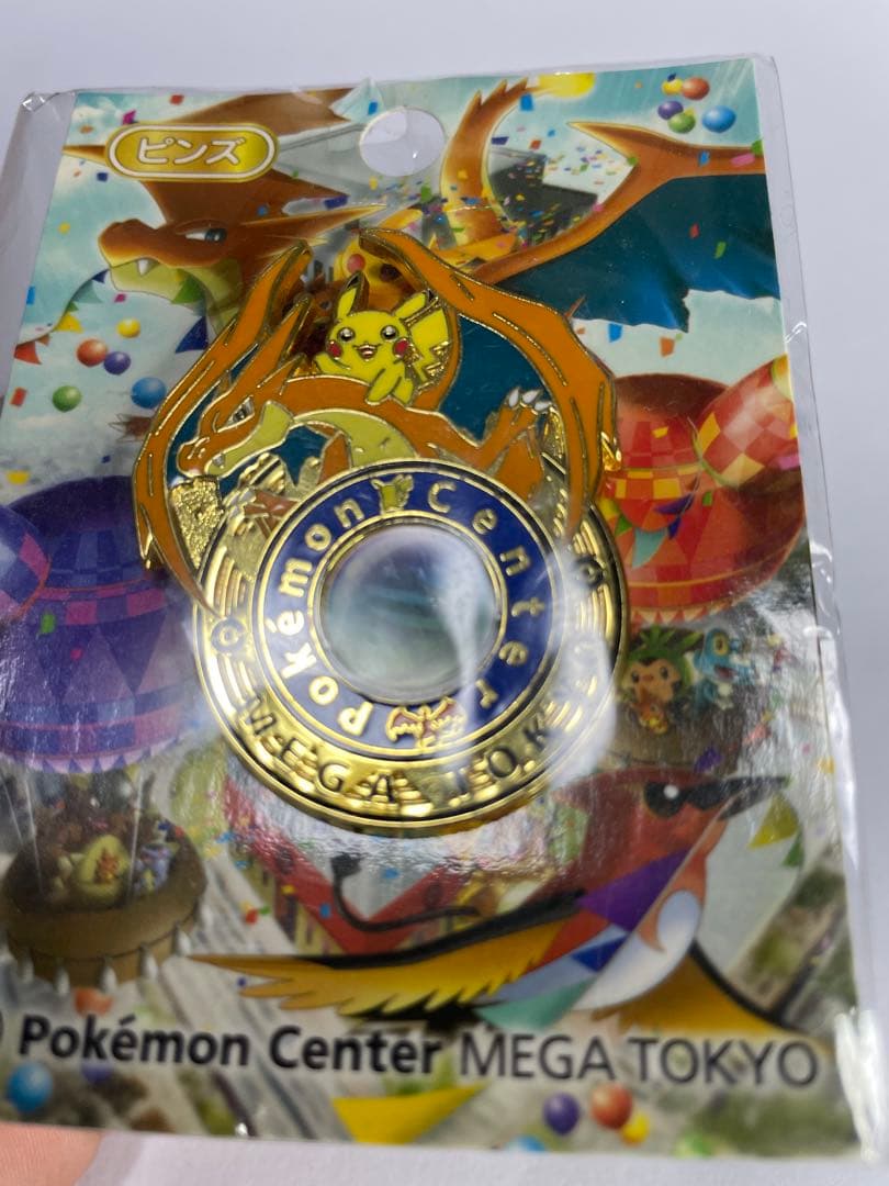 ポケモンセンター メガリザードン ピンバッジ 2014