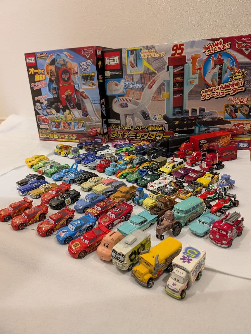 約80台 カーズトミカ　アクションコース まとめ売り トミカ　カーズ