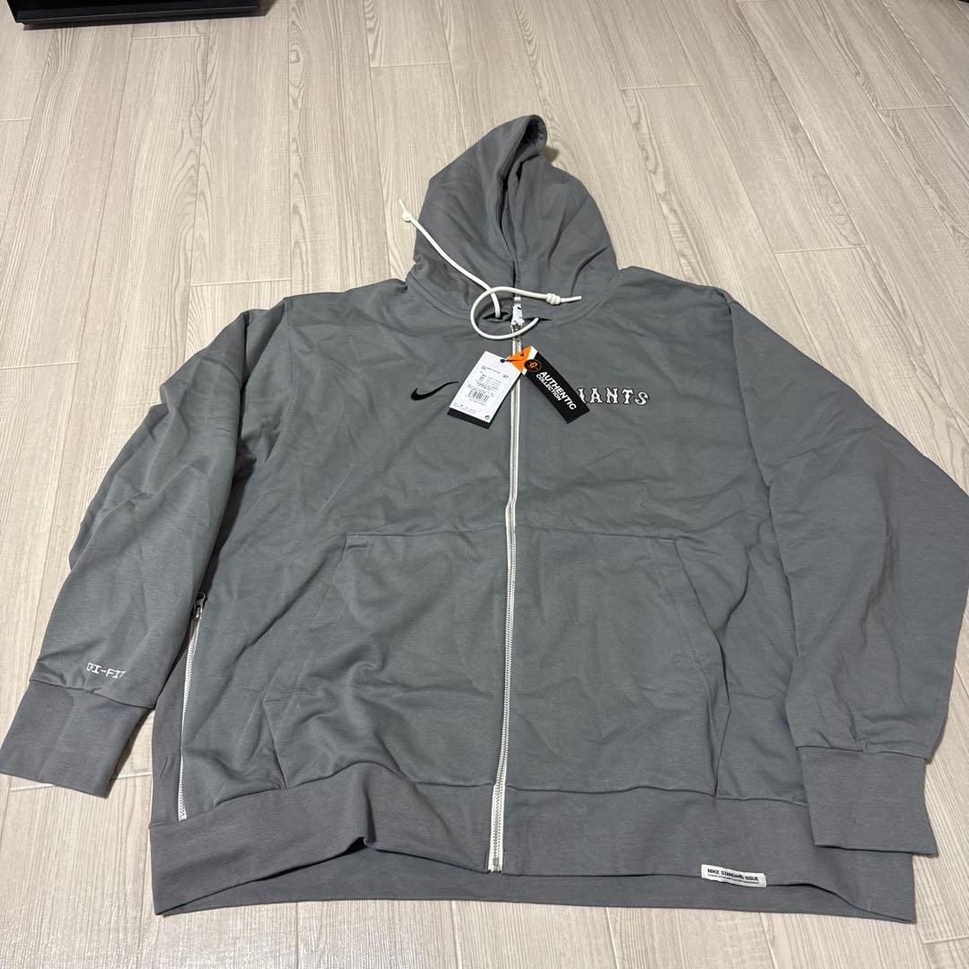 ジャイアンツ　Nike グレー フルジップパーカー
