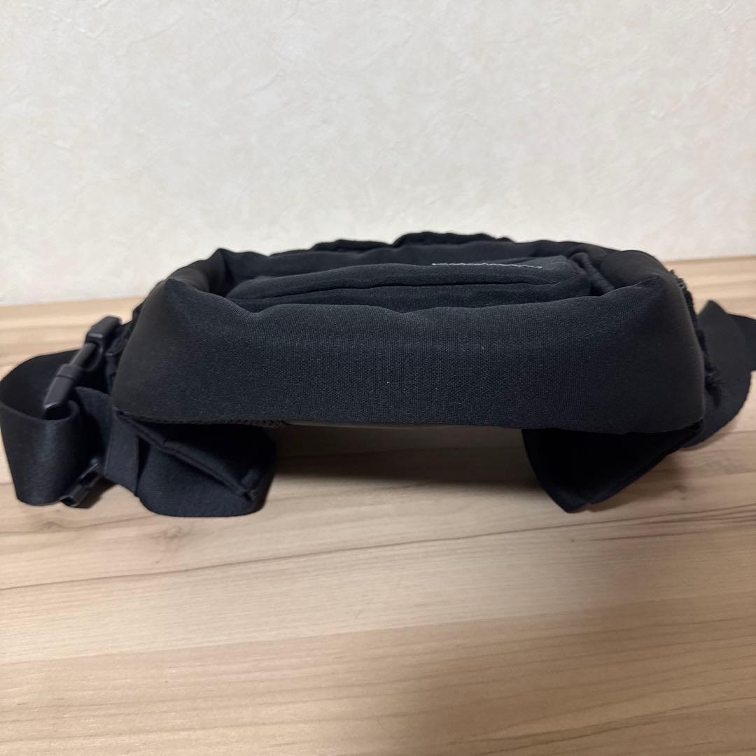 美品【POMULU (ポムル)】2WAYヒップシート （黒）