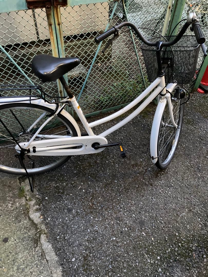 ホワイト シティサイクル リアキャリア付き