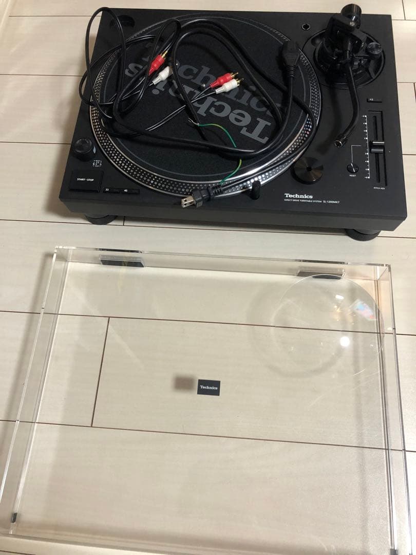 Technics SL-1200 MK-7ターンテーブル