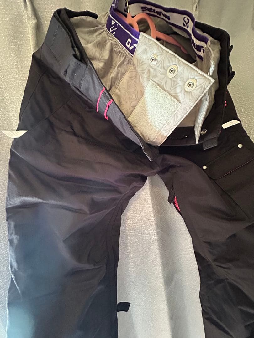 スノボーウェア　Mサイズ