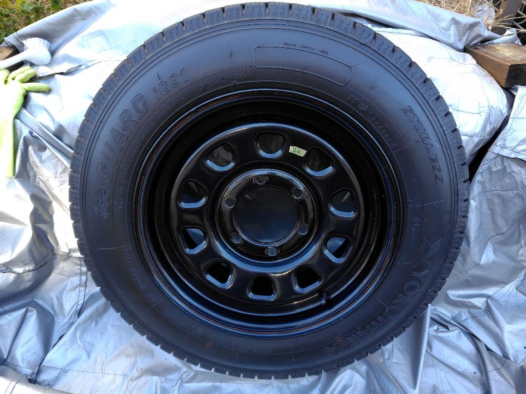 ハイエース/カムロード 16インチ鉄ホイール＋ヨコハマスタッドレス 4本セット