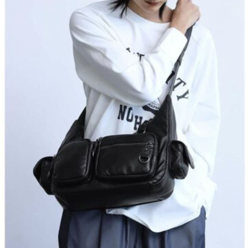 H13)) 新品★YAMADAYA nouer ボディバッグ