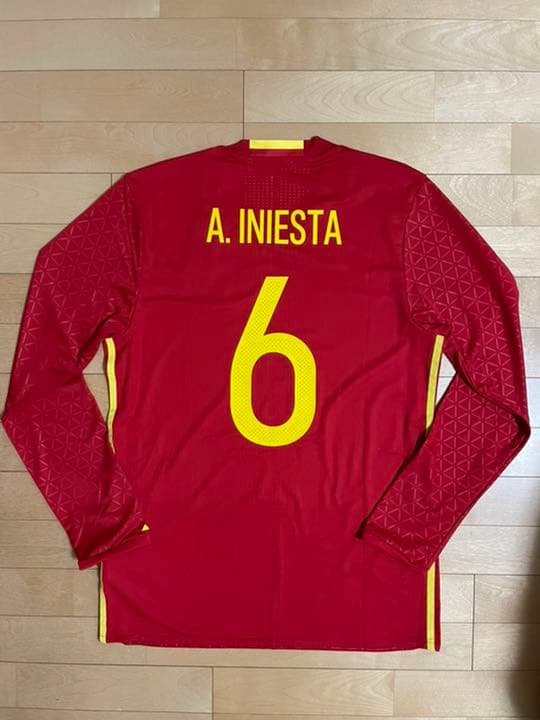 イニエスタ　選手支給　スペイン代表ユニフォーム