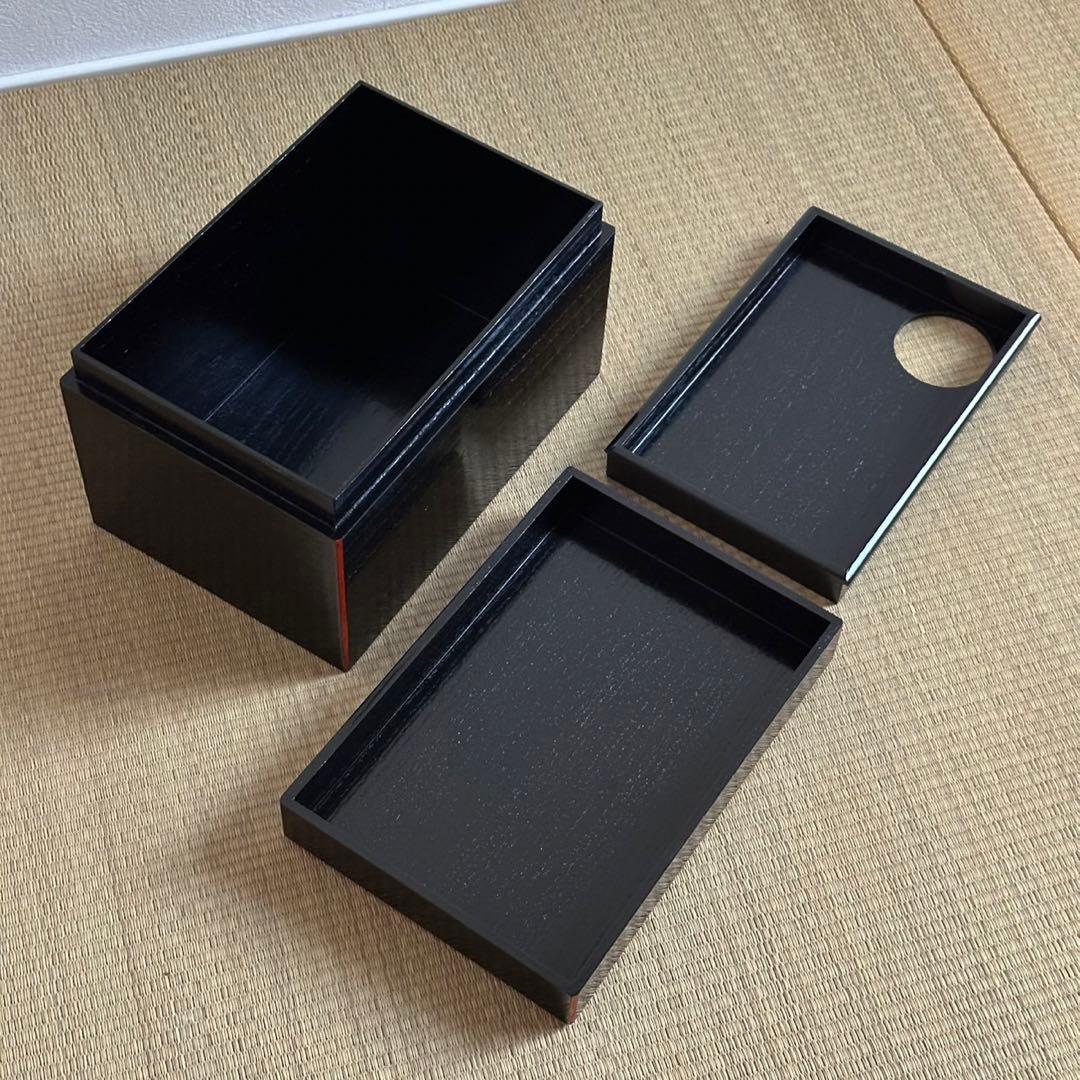 美品【黒漆爪赤 利休箱 お茶道具セット付】利休形茶箱 黒楽茶碗 紙箱 茶道具