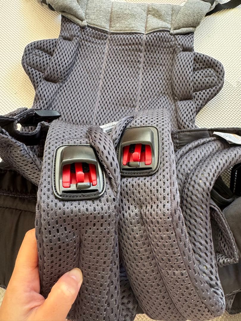 【超美品】BABYBJÖRN 抱っこ紐 グレー メッシュ