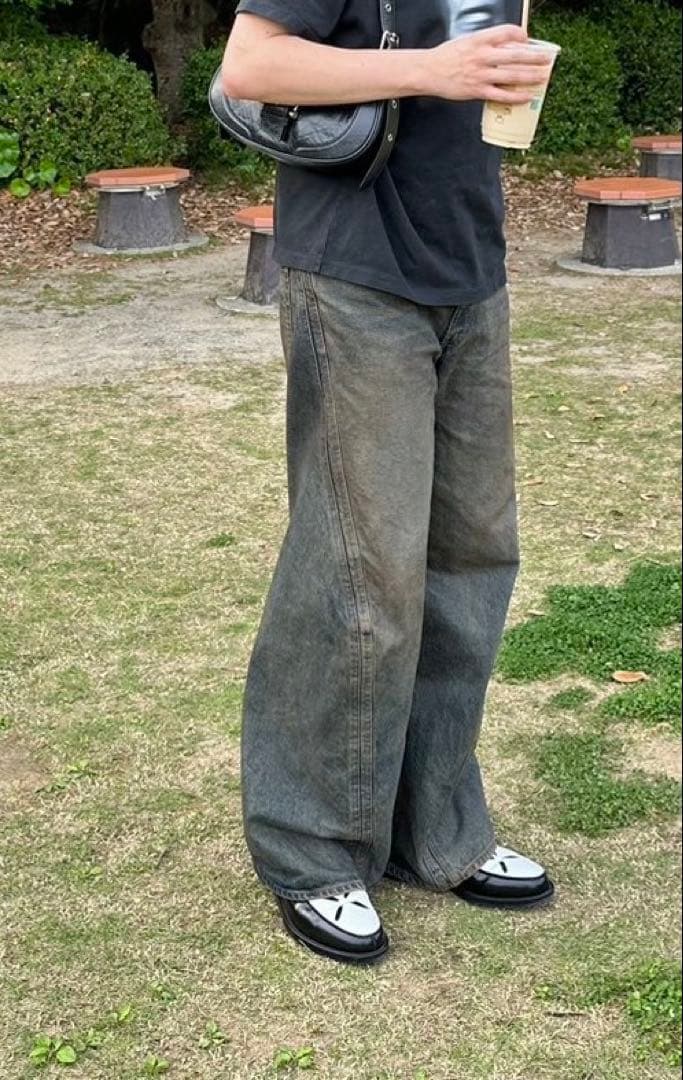 パンツ nvrfrgt 3D Twisted Wide Leg Jeans