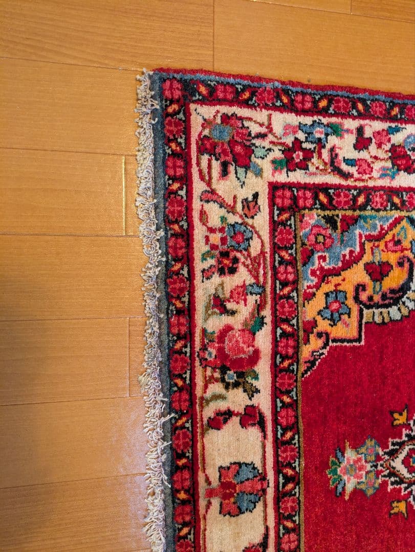 【ハマダン産ペルシャ絨毯】 赤 約153cm x 109cm