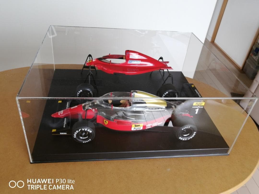 アシェットのハコスカにピッタリのアクリケース　UV２mm厚♪