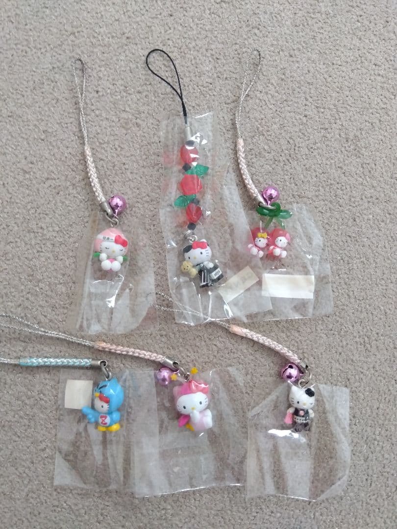 サンリオご当地キティキーホルダー　まとめ売り 94個セット