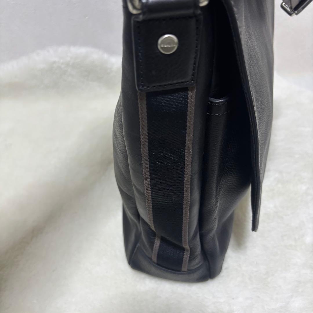 希少 コーチ ショルダーバッグ ヘリテージ ウェブレザー メッセンジャー シボ革