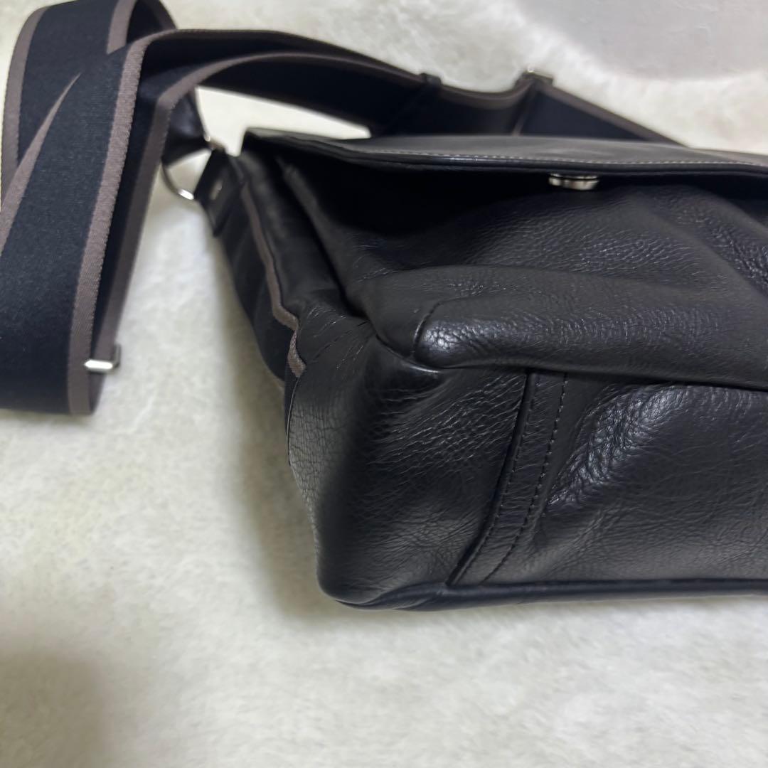 希少 コーチ ショルダーバッグ ヘリテージ ウェブレザー メッセンジャー シボ革