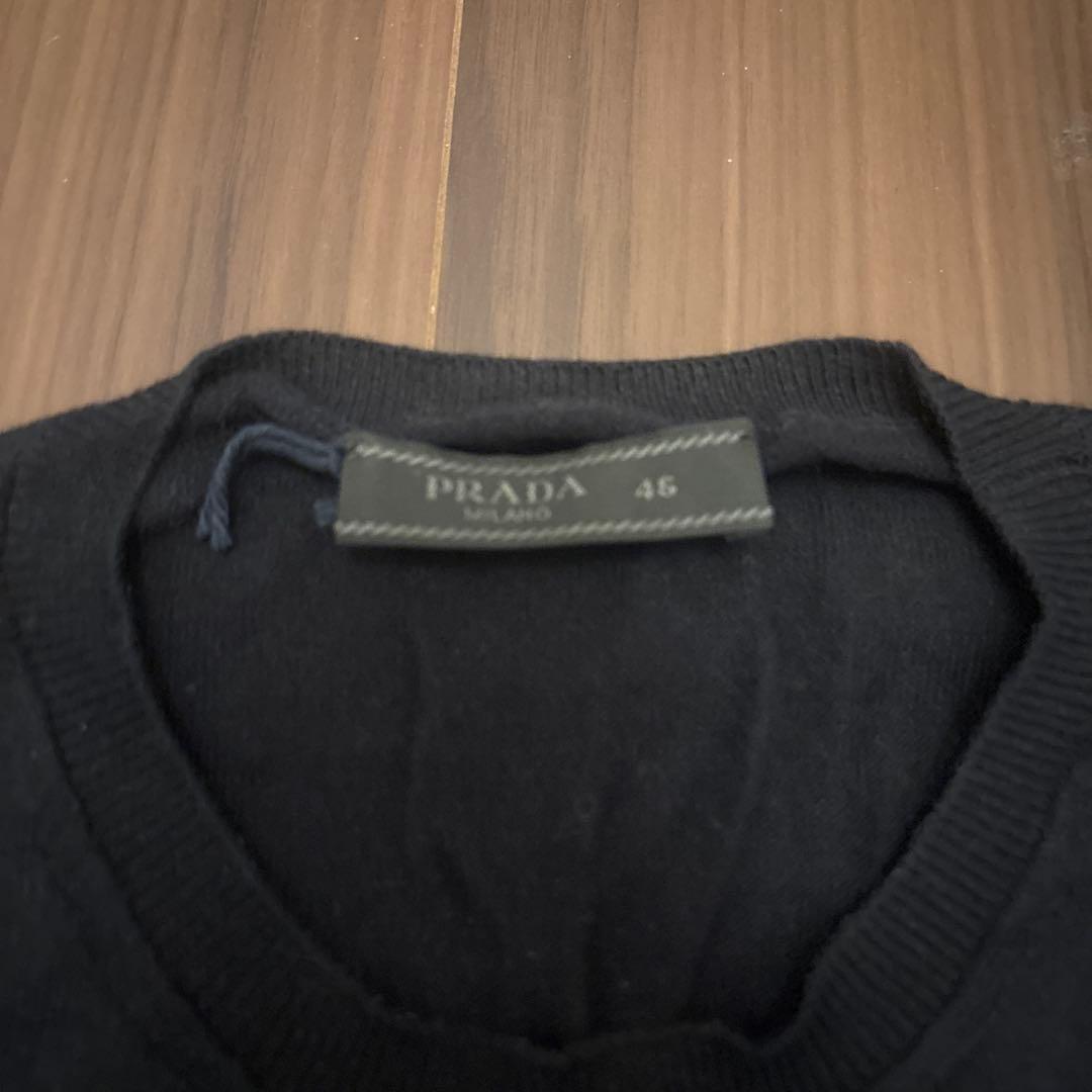 み*と様 PRADA 黒 ニットセーター 46 Lサイズ　薄手