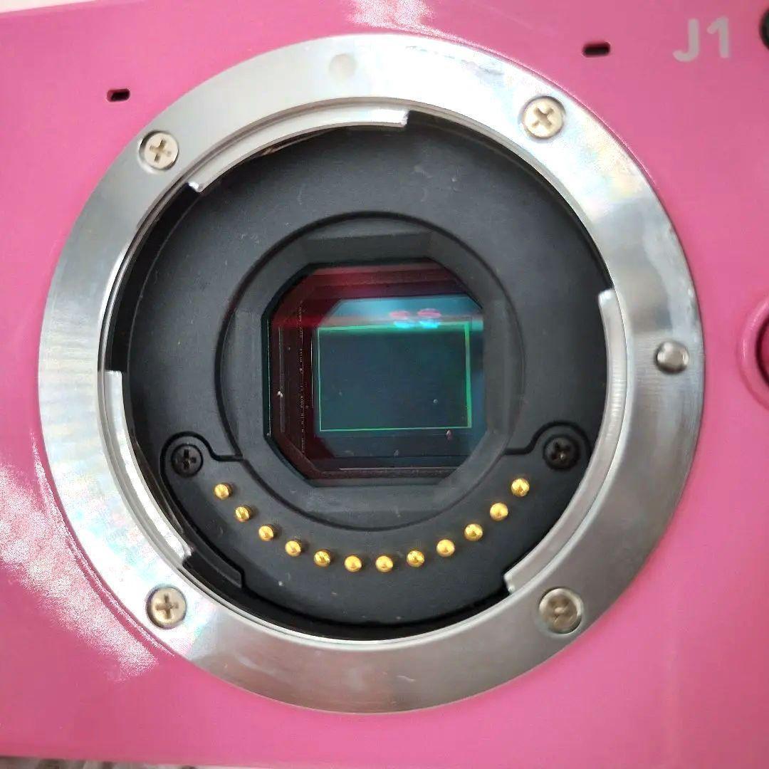 Nikon 1 J1 ピンク ✨️ バッテリー　充電器　箱　ストラップ