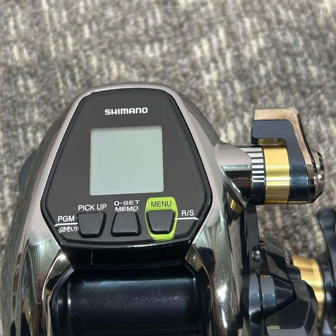 中古 SHIMANO シマノ 電動リール　3000XP 右巻き 03546