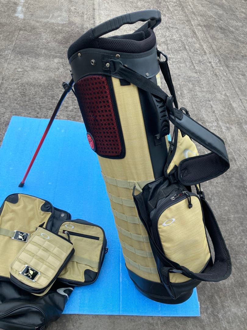 オークリー　9.5型スタンド式　キャディバック