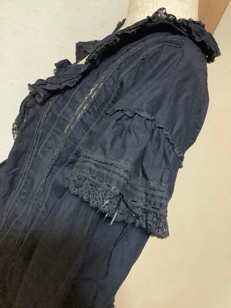 もちこ　ピンクハウス黒　オーバーブラウス