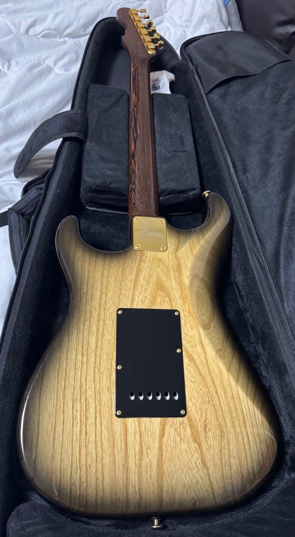 momose モモセMC-SE MF'18/MG BK-B世界限定3本 ストラト