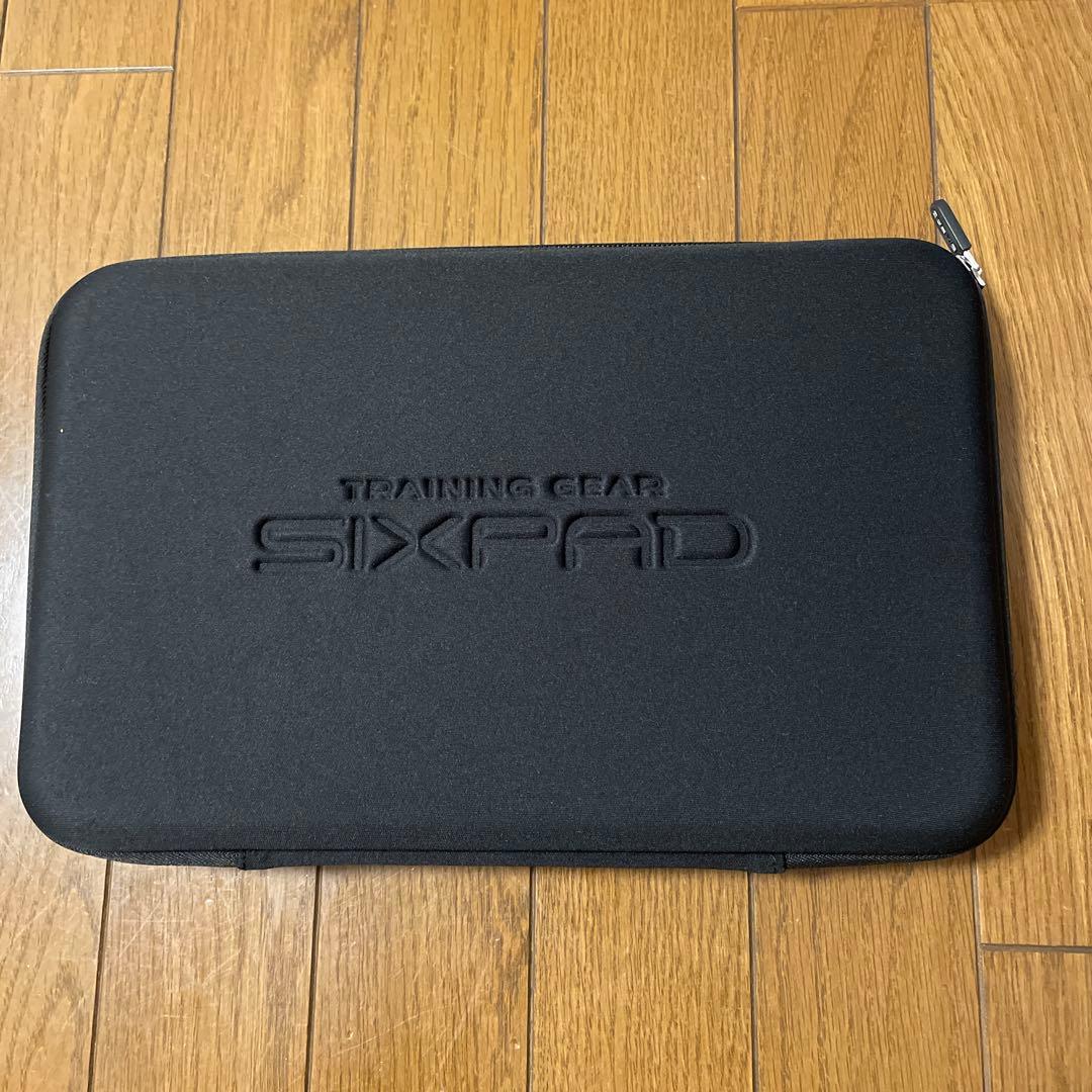【美品】SIXPAD シックスパッド　コアベルトSサイズ　コントローラー付き