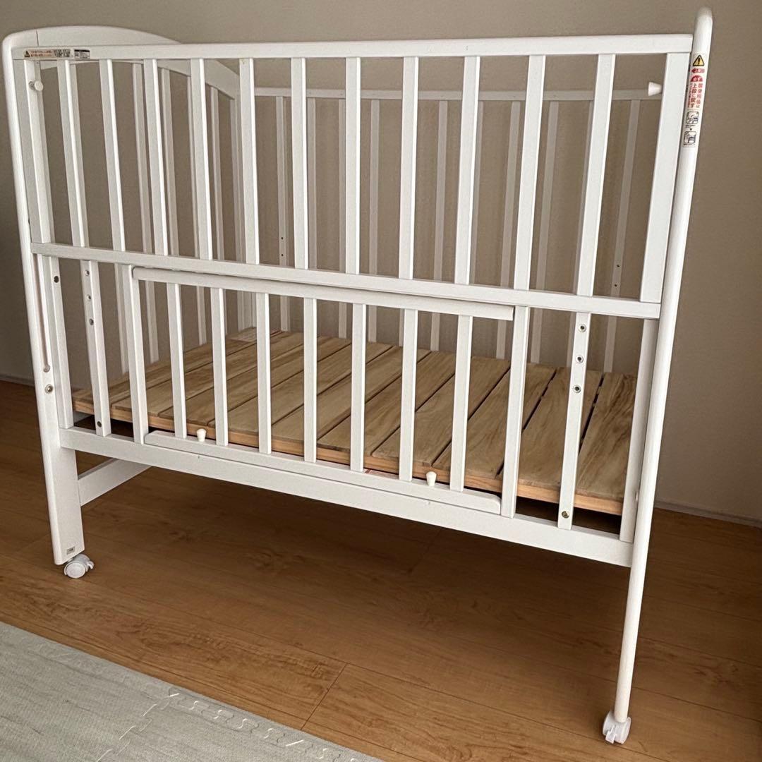 KATOJI レギュラー　ベビーベッド　ハイタイプ　ホワイト