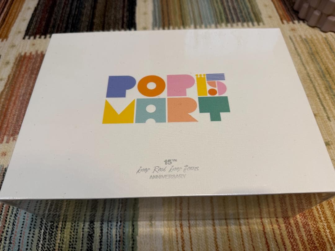 新品　POPMART 15周年記念 skullpanda従業員限定ギフトボックス