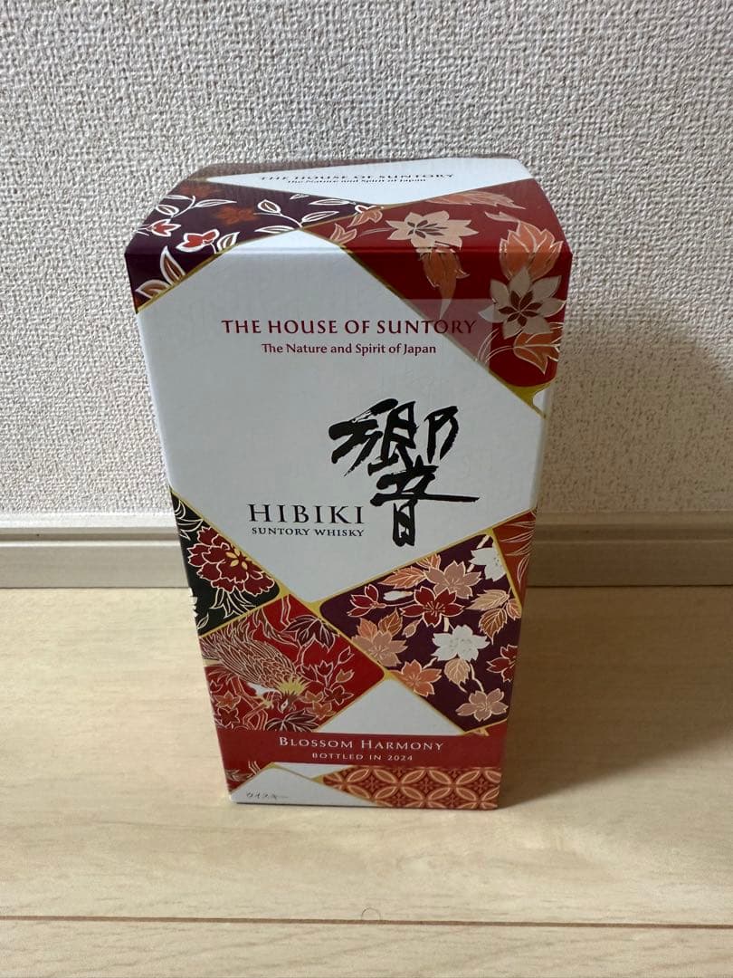 新品未開封　送料込　サントリー　ウイスキー　響　ブロッサムハーモニー　2024