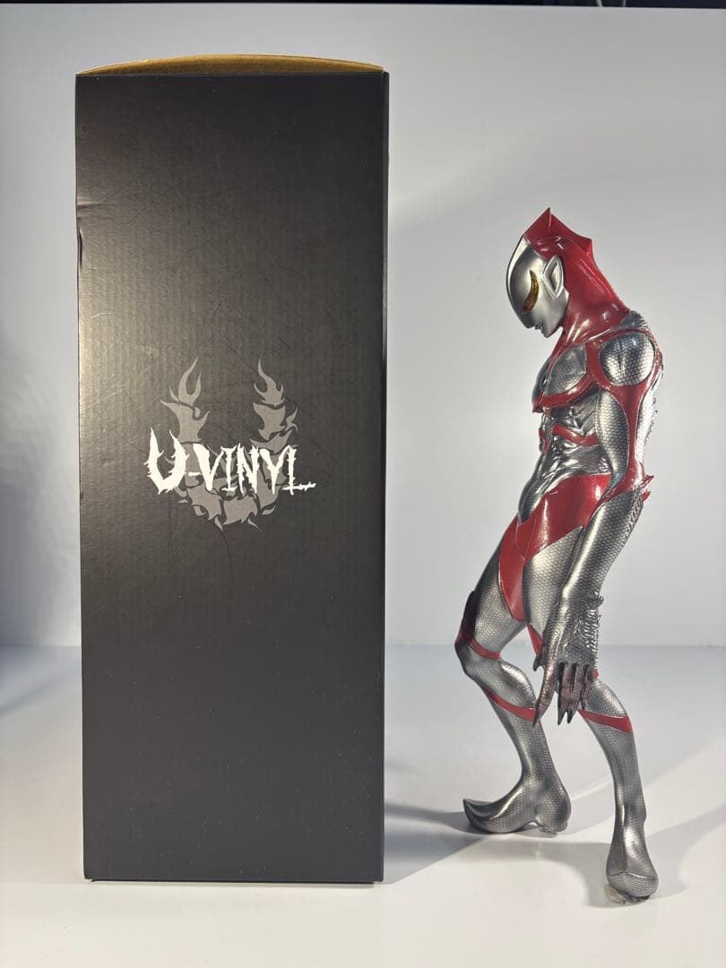 ACRO KAIJU REMIX SERIES にせ ウルトラマン